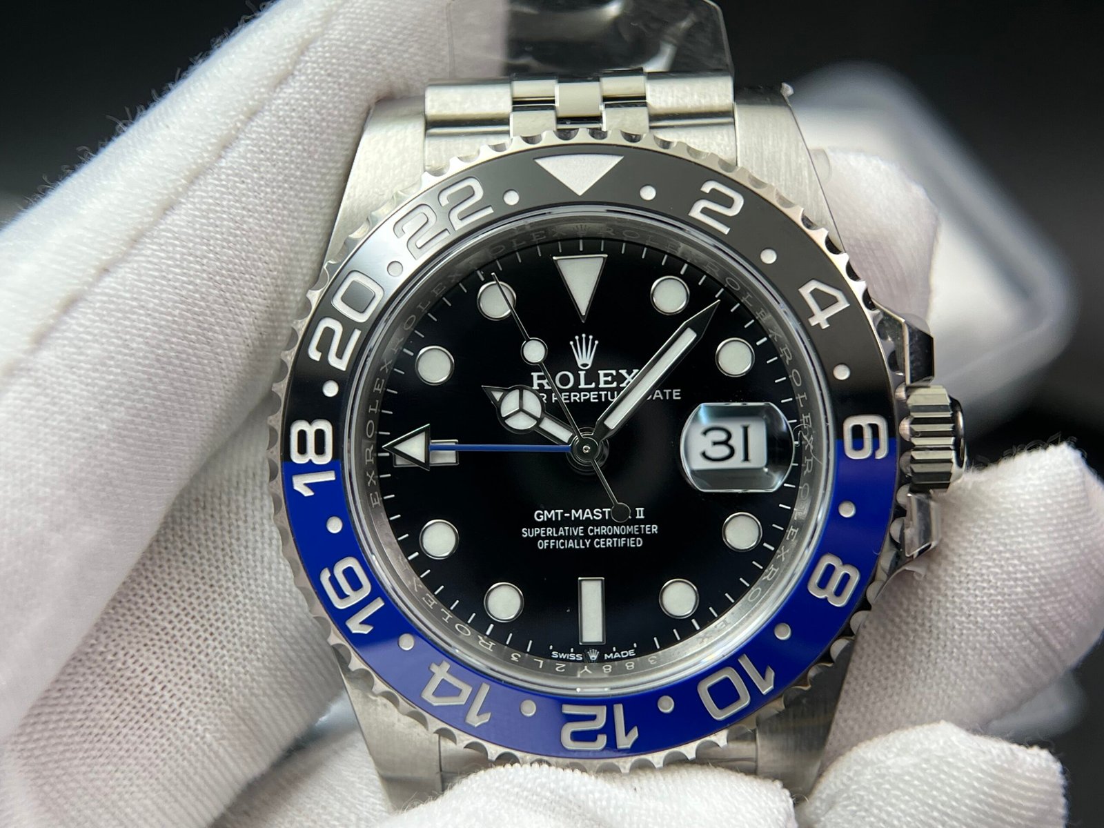GMT-Master II 126710 BLNR Upgrade close Genuine Black/Blue Ceramic bezel 904L Steel Clean Factory Best Edition on Oyster and Jubilee Bracelet DD3285 V3 version - Image 6
