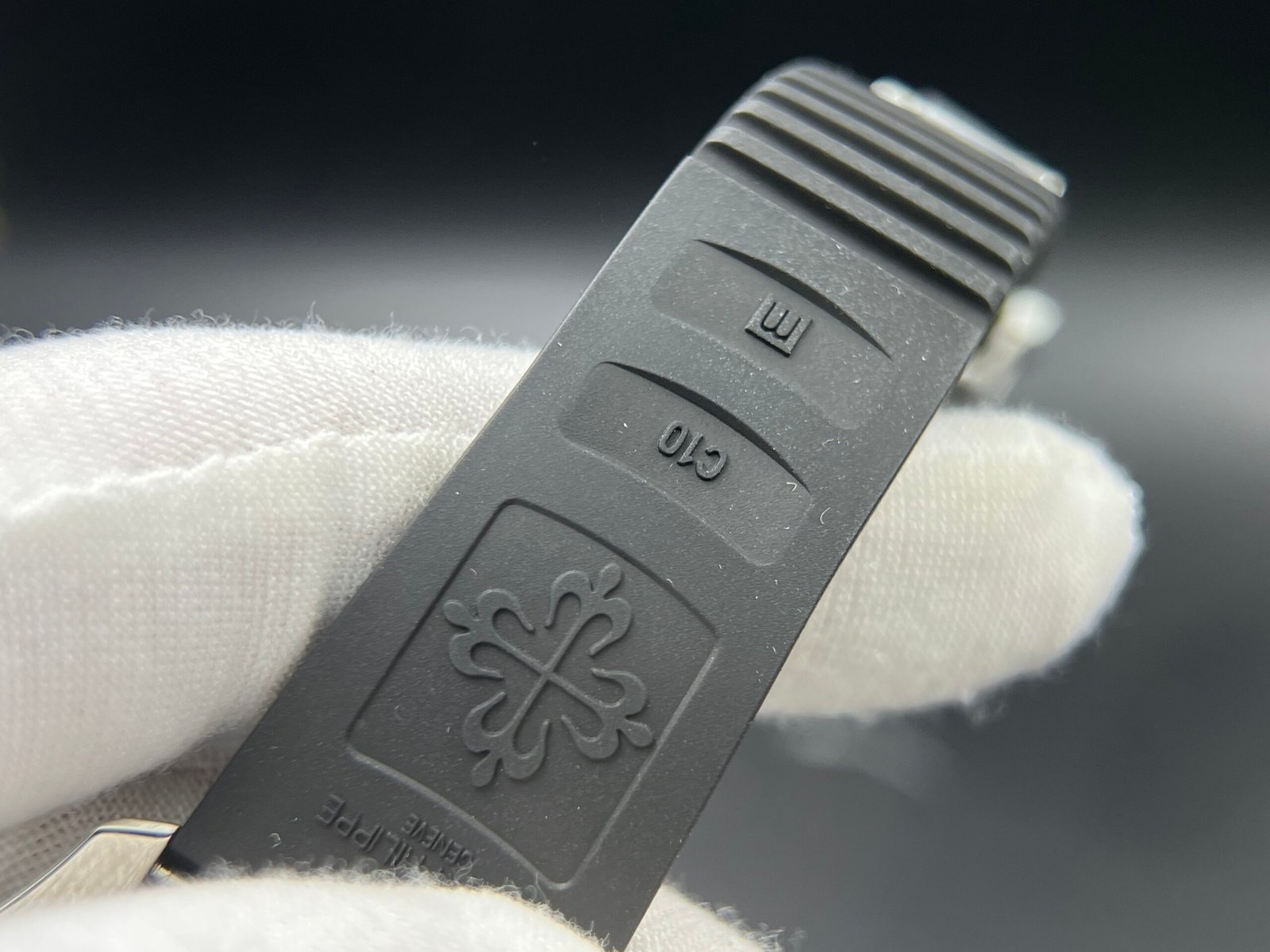 Aquanaut 5167 SS 3KF Best Edition Gray Dial on Black Rubber Strap A330 Super Clone V3 - Image 16