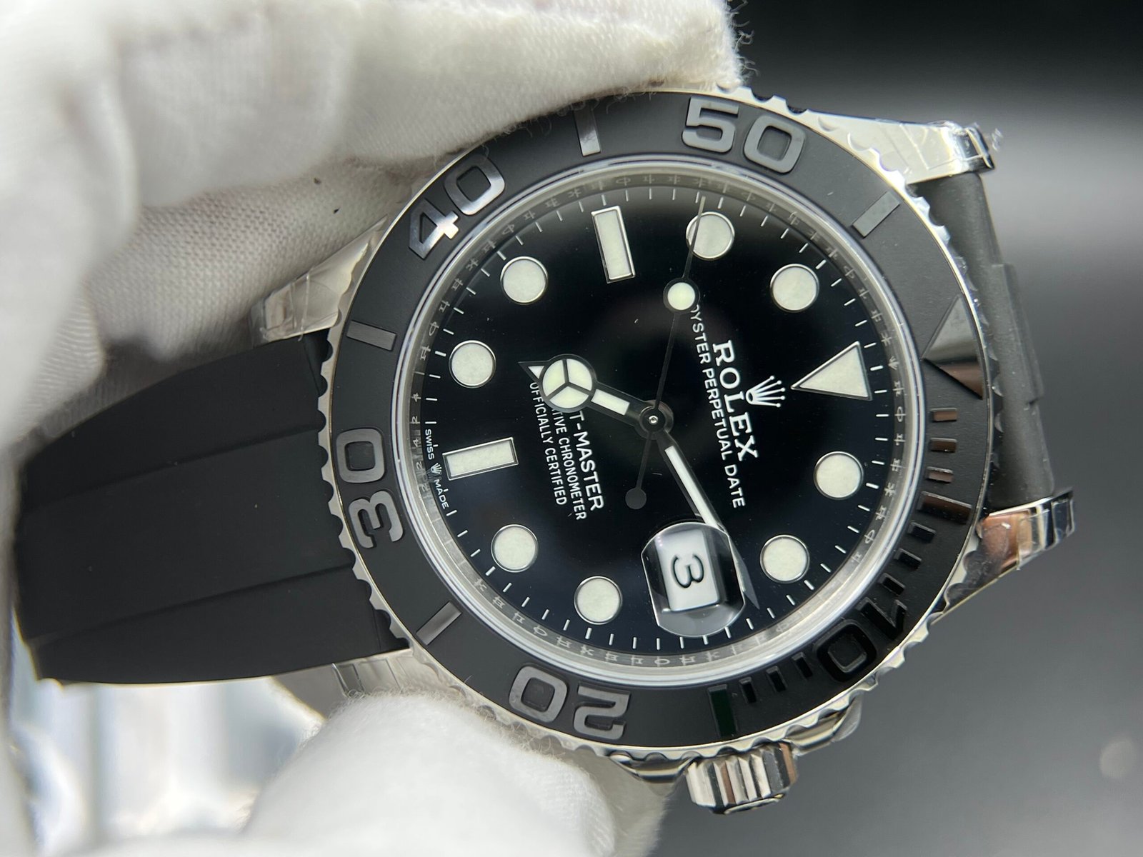 138 grams Yacht-Master 42mm 226659 VSF 1:1 Best Edition Black Ceramic Bezel on Black Rubber Strap V2 version - Image 5