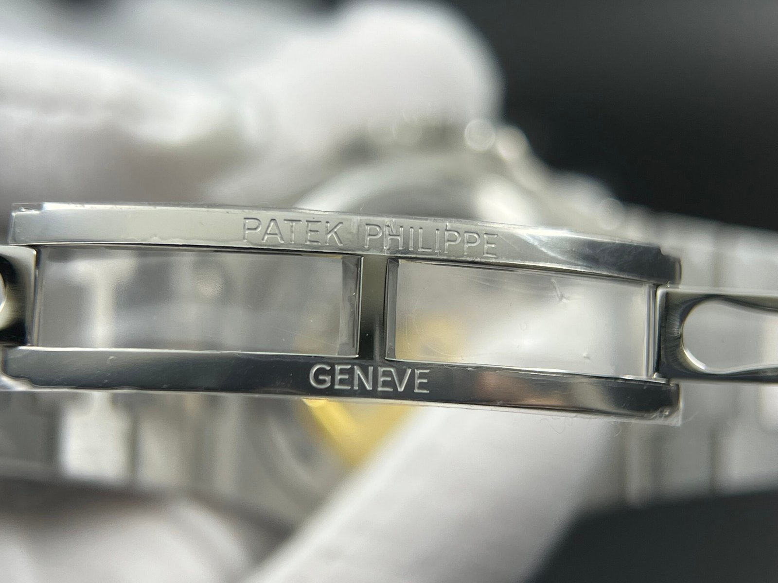 Nautilus 5711/1A 3KF 1:1 Best Edition Blue Textured Dial on SS Bracelet A324 Super Clone V2 - Image 13