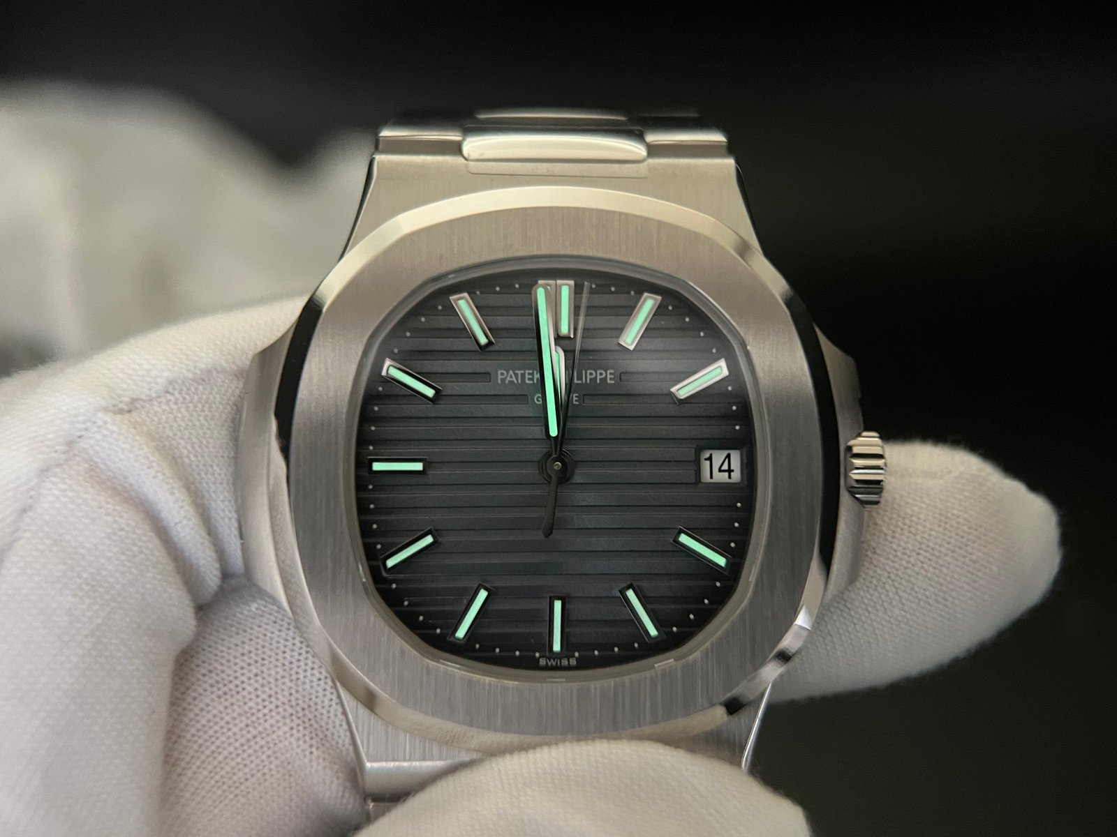 Nautilus 5711/1A 3KF 1:1 Best Edition Blue Textured Dial on SS Bracelet A324 Super Clone V2 - Image 7