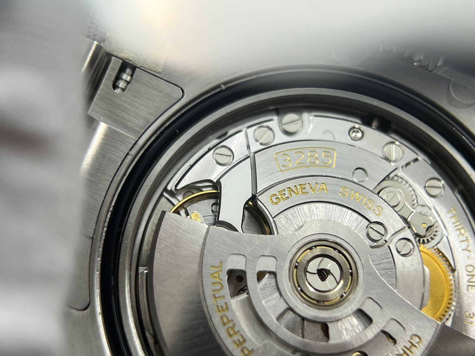 GMT-Master II 126710GRNR Black/gray Ceramic 904L Steel Clean Factory Best Edition on Jubilee and oyster Bracelet DD3285 V3 version - Image 21