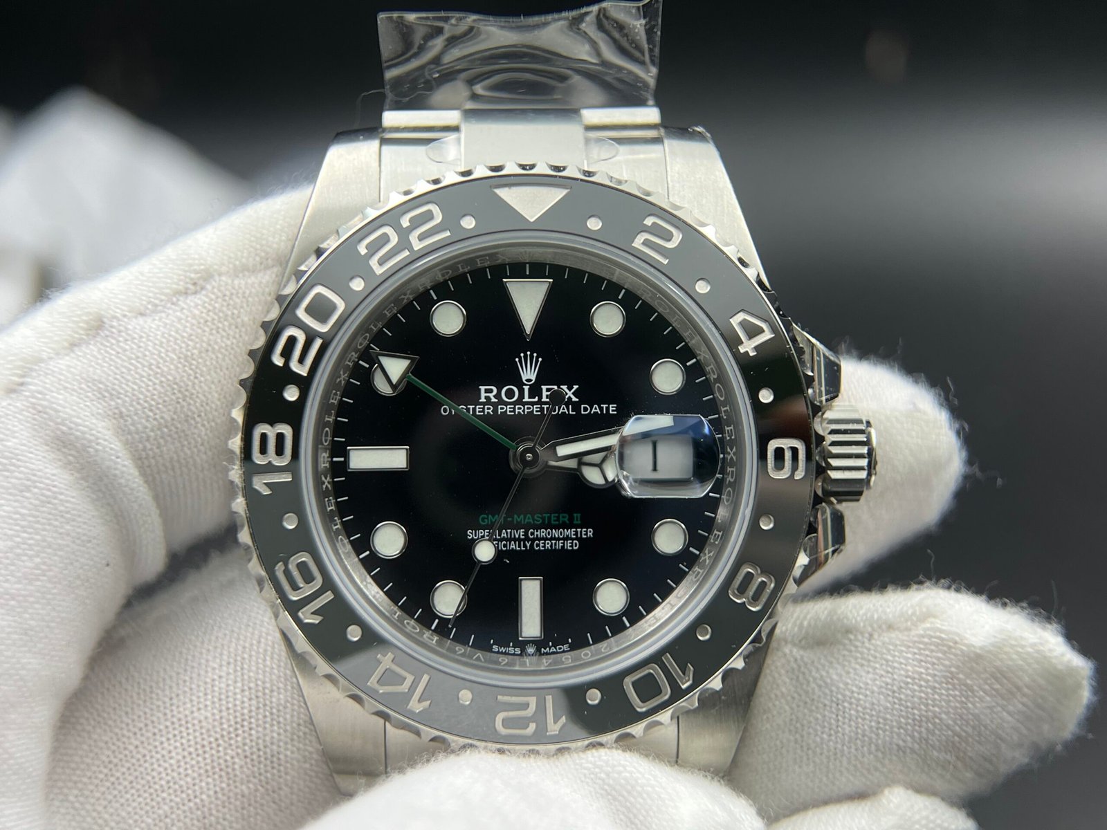 GMT-Master II 126710GRNR Black/gray Ceramic 904L Steel Clean Factory Best Edition on Jubilee and oyster Bracelet DD3285 V3 version - Image 2