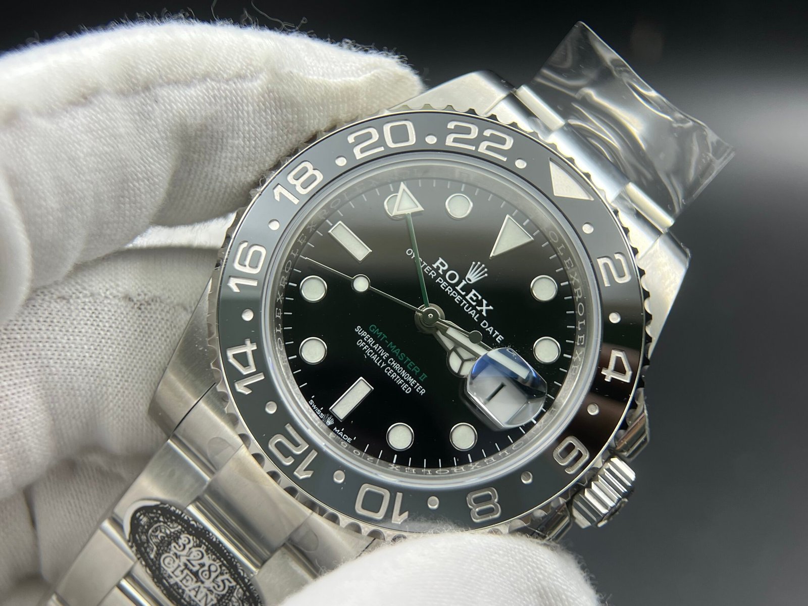 GMT-Master II 126710GRNR Black/gray Ceramic 904L Steel Clean Factory Best Edition on Jubilee and oyster Bracelet DD3285 V3 version - Image 4