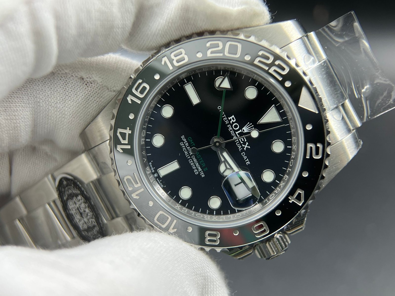 GMT-Master II 126710GRNR Black/gray Ceramic 904L Steel Clean Factory Best Edition on Jubilee and oyster Bracelet DD3285 V3 version - Image 9
