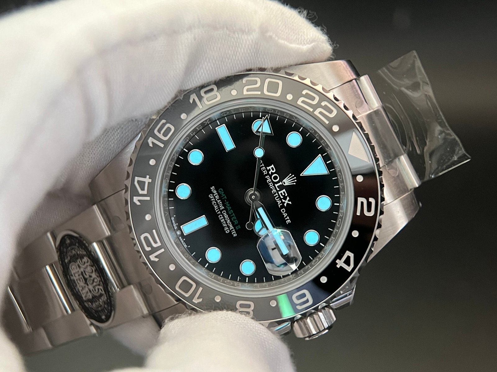 GMT-Master II 126710GRNR Black/gray Ceramic 904L Steel Clean Factory Best Edition on Jubilee and oyster Bracelet DD3285 V3 version - Image 13